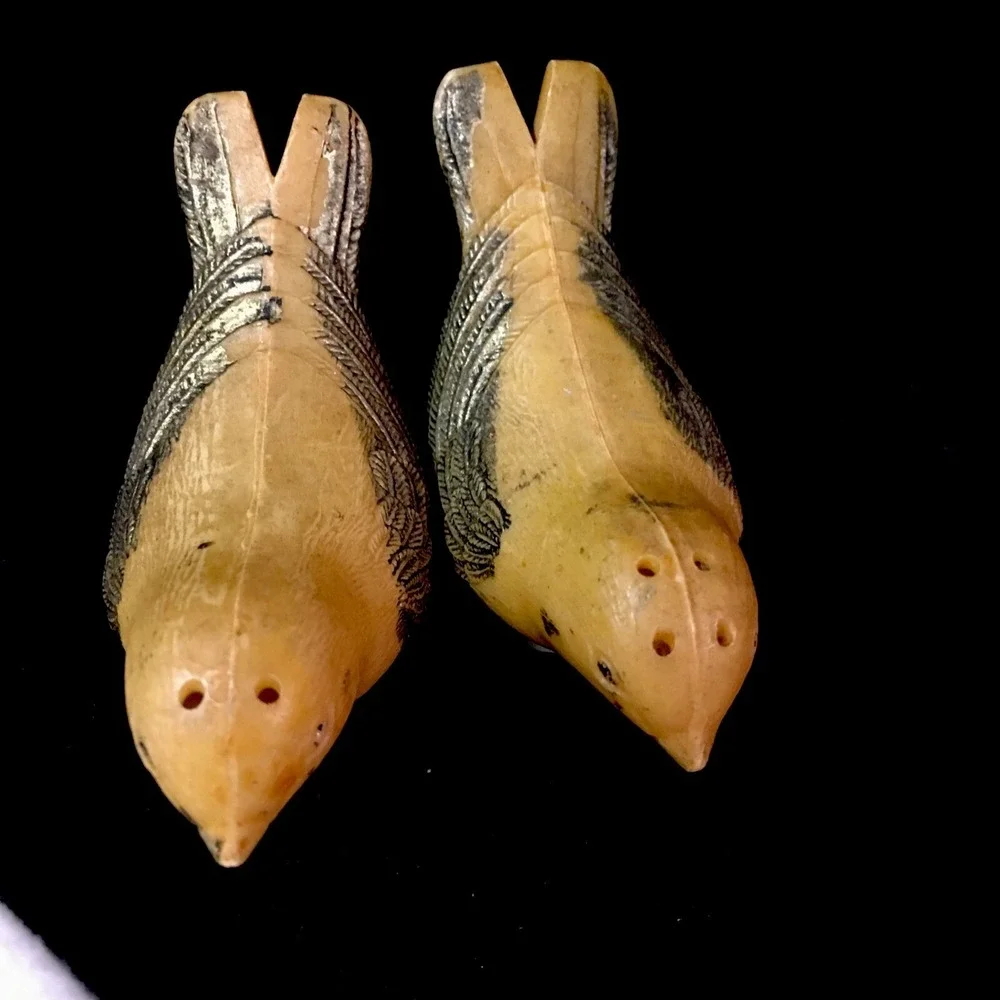 Vintage 1950's ‎ Bird Salt and Pepper Shakers Hong Kong Plastic